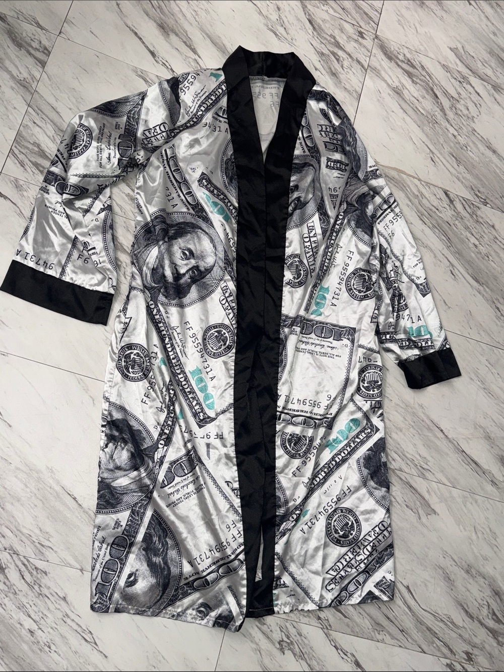 Women’s Silver Money Print Robe